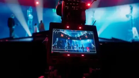 Moscow’s Alternative to the European Song Contest Proves to Be Less Kitsch, Rather Kremlin