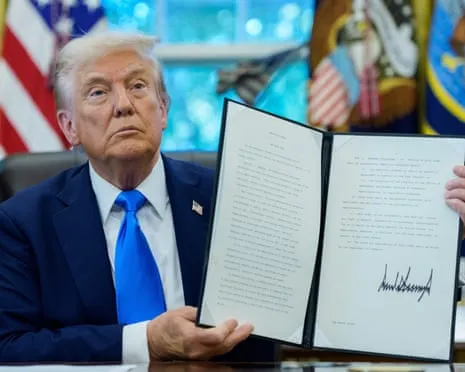 President Trump Signs Executive Order Introducing Yearly $100,000 Fee on Work Visa Applications